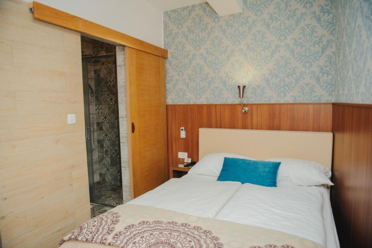 Hotel - Villa Lejla Mostar Exteriör bild